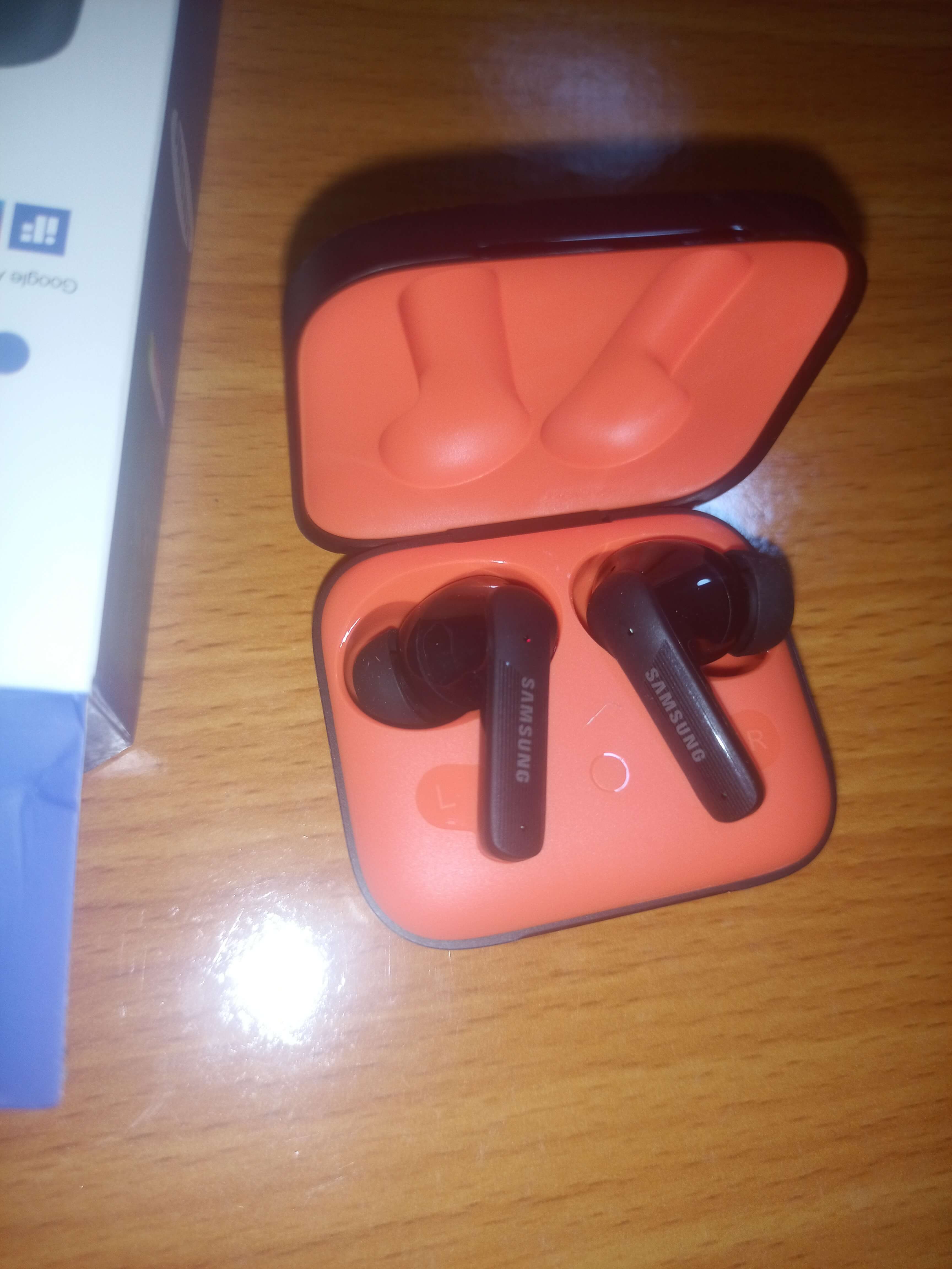 Samsung k83 wireless earbuds